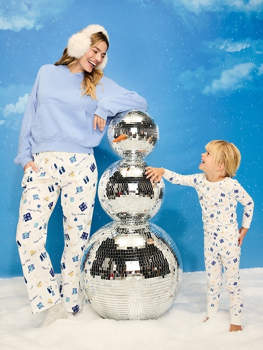 Image number 3 showing, Printed Flannel Pajama Pant Set for Women
