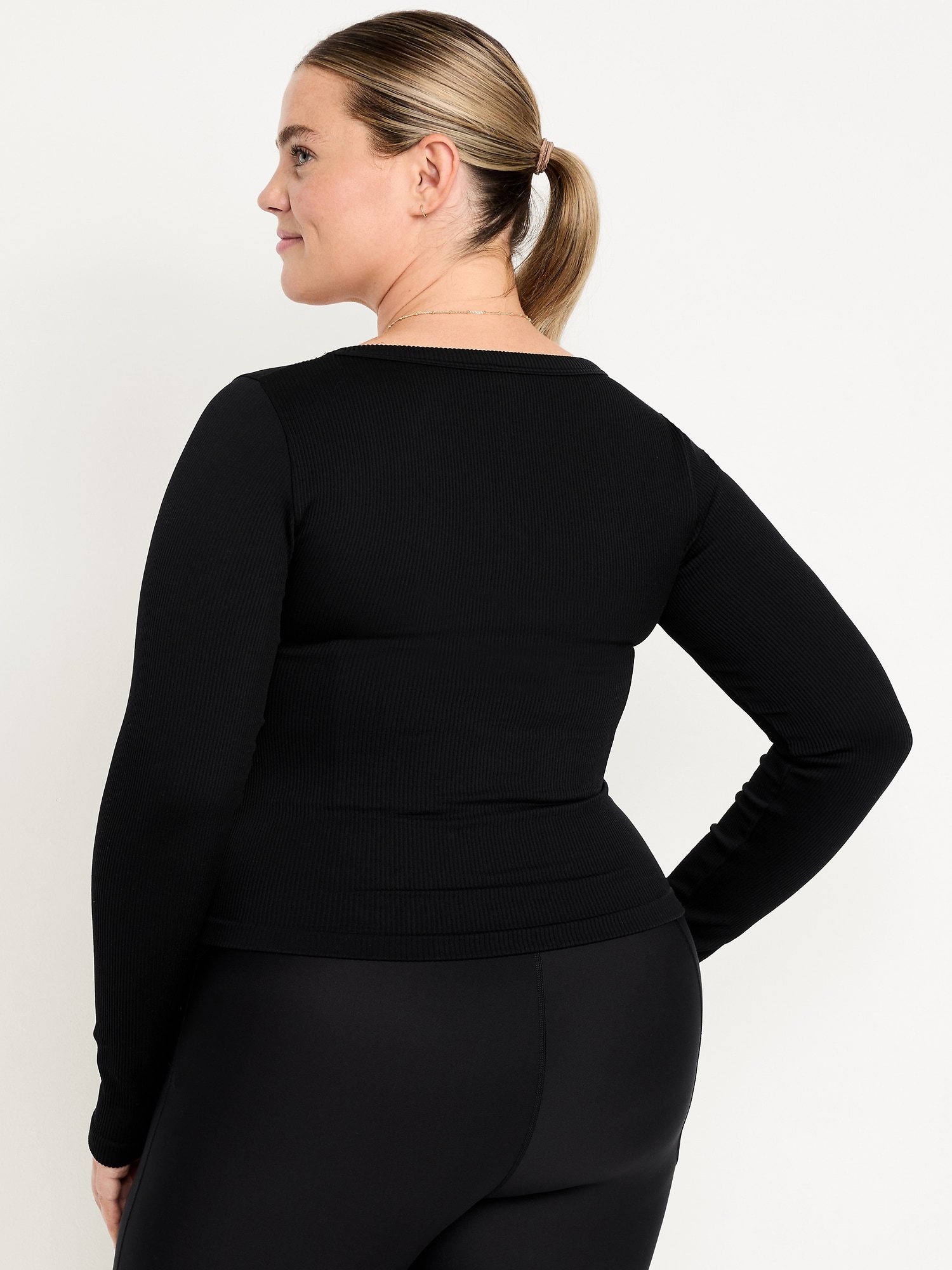 Exhale Seamless Fitted Rib T-Shirt