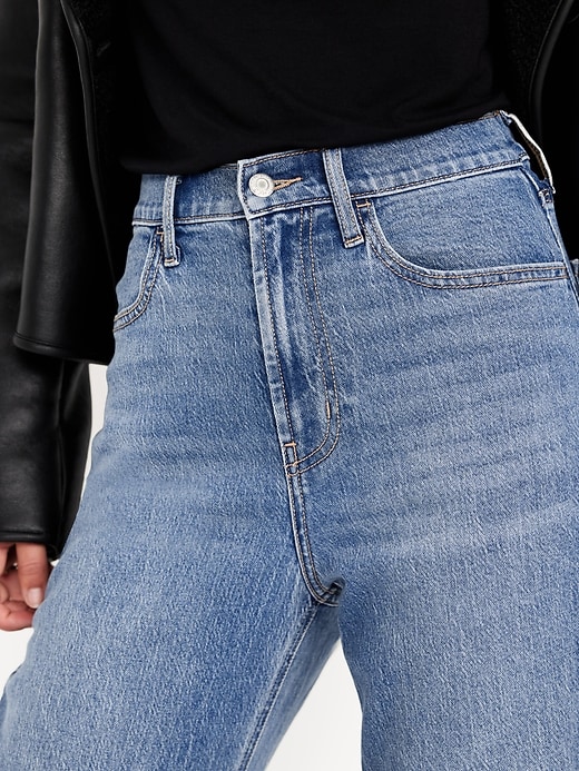 Image number 4 showing, High-Waisted Wow Barrel Ankle Jeans