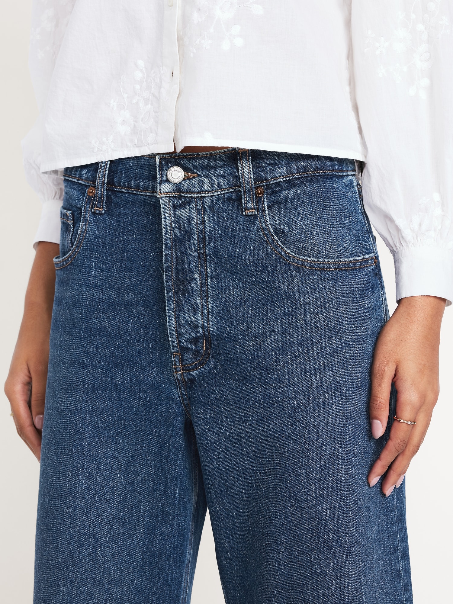 Mid-Rise Slouchy Wide-Leg Jeans