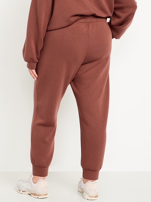 Image number 8 showing, High-Waisted Bounce Fleece Jogger Sweatpants