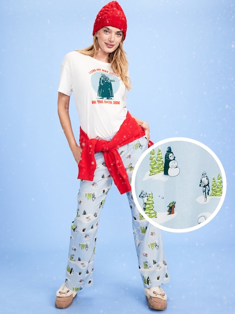 Old Navy x Star Wars Mid-Rise Printed Flannel Pajama Pants for Women - Star Wars Scene (Match The Fam!)