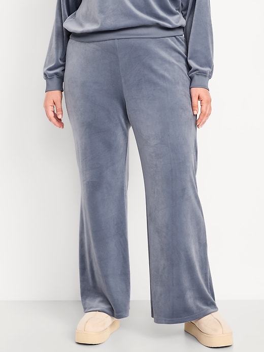 Image number 7 showing, High-Waisted Velour Flare Lounge Pants