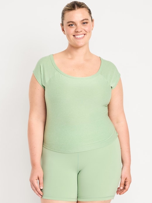 Image number 7 showing, CloudMotion Ballet Twist-Back Top