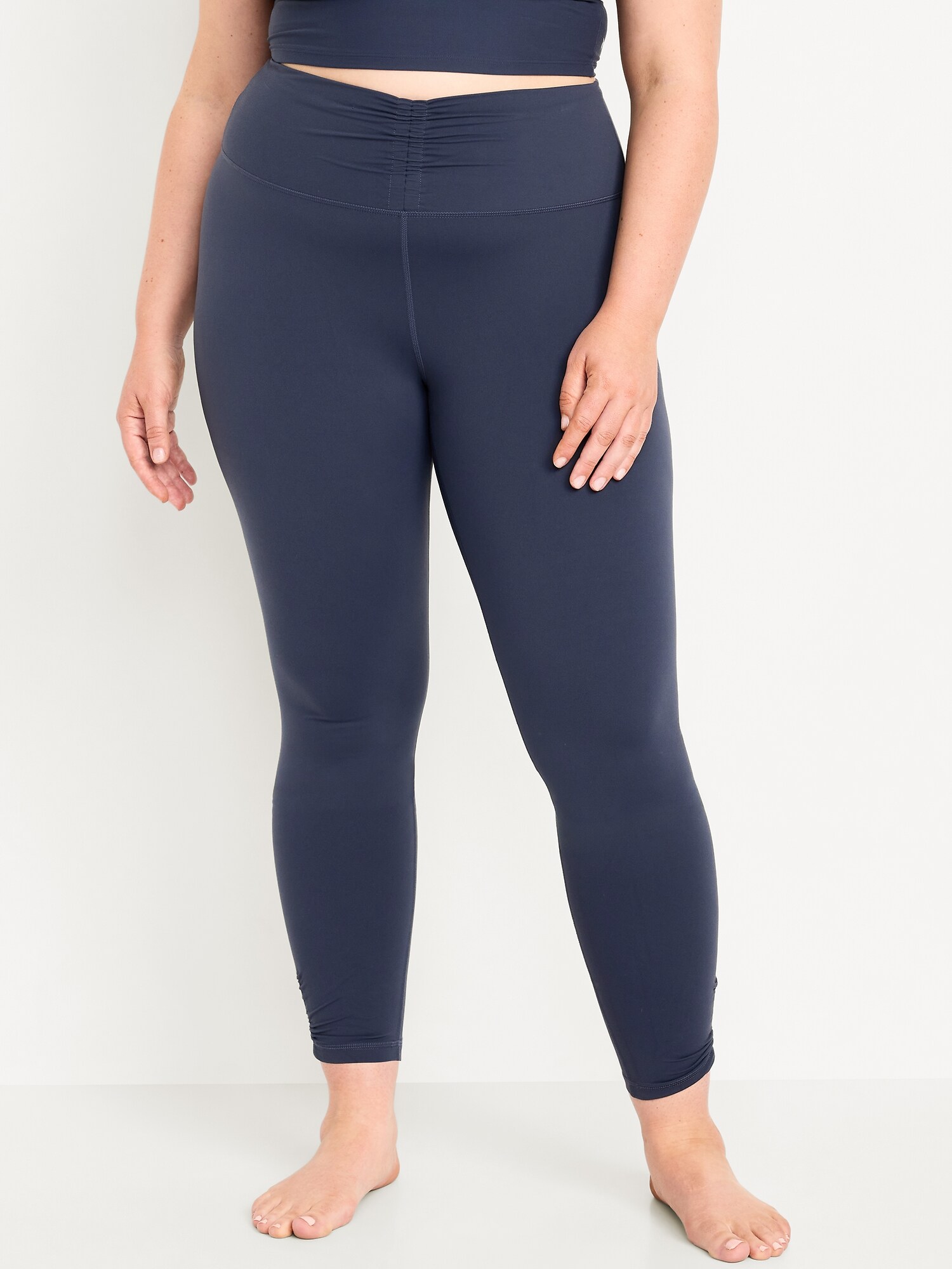 Женские леггинсы Old Navy High-Waisted StudioSmooth Ruched, цвет: Сумеречный тёмно-синий — фото 6