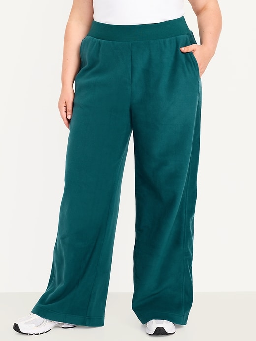 Image number 6 showing, Extra High-Waisted Microfleece Wide-Leg Sweatpants