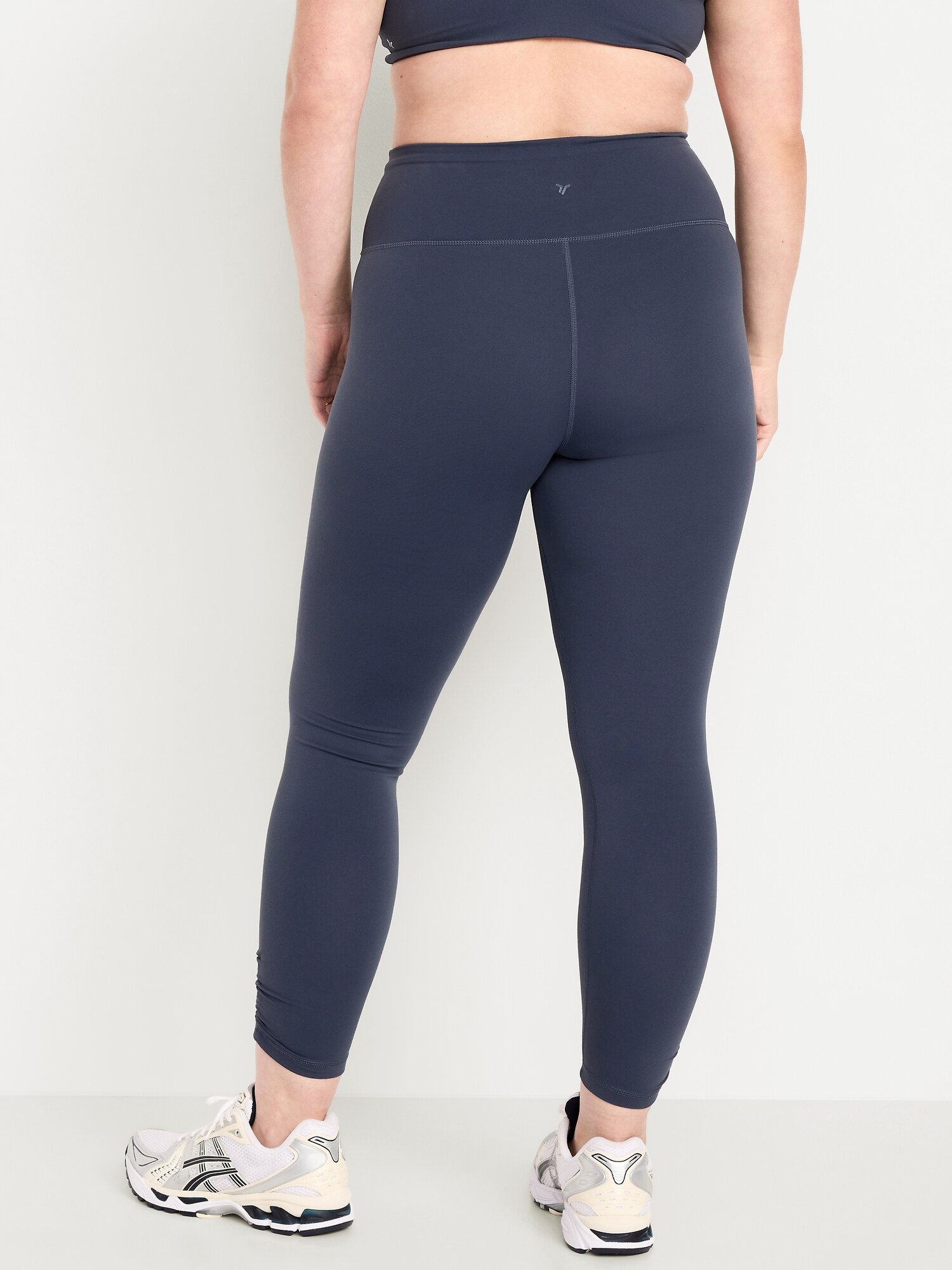 Женские леггинсы Old Navy High-Waisted StudioSmooth Ruched, цвет: Сумеречный тёмно-синий — фото 5