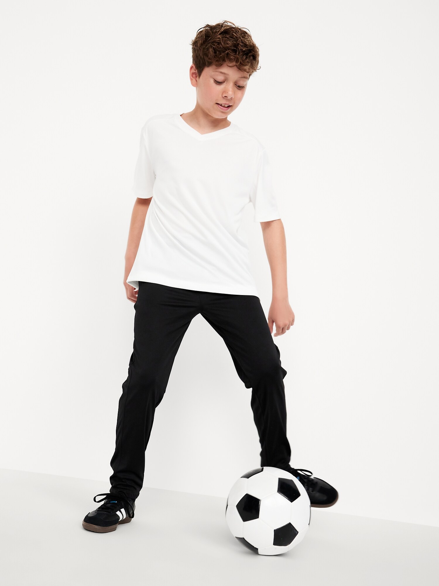 Брюки Old Navy Tapered Soccer Pants для мальчиков, цвет: Blackjack — фото 5