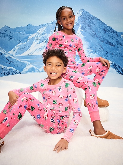 Image number 1 showing, Gender-Neutral Snug-Fit Graphic Pajama Set for Kids