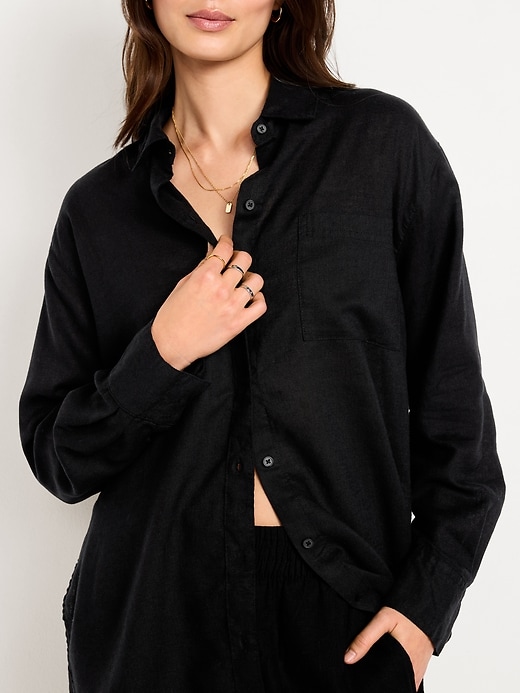 Image number 4 showing, Linen-Blend Loose Button-Down Shirt