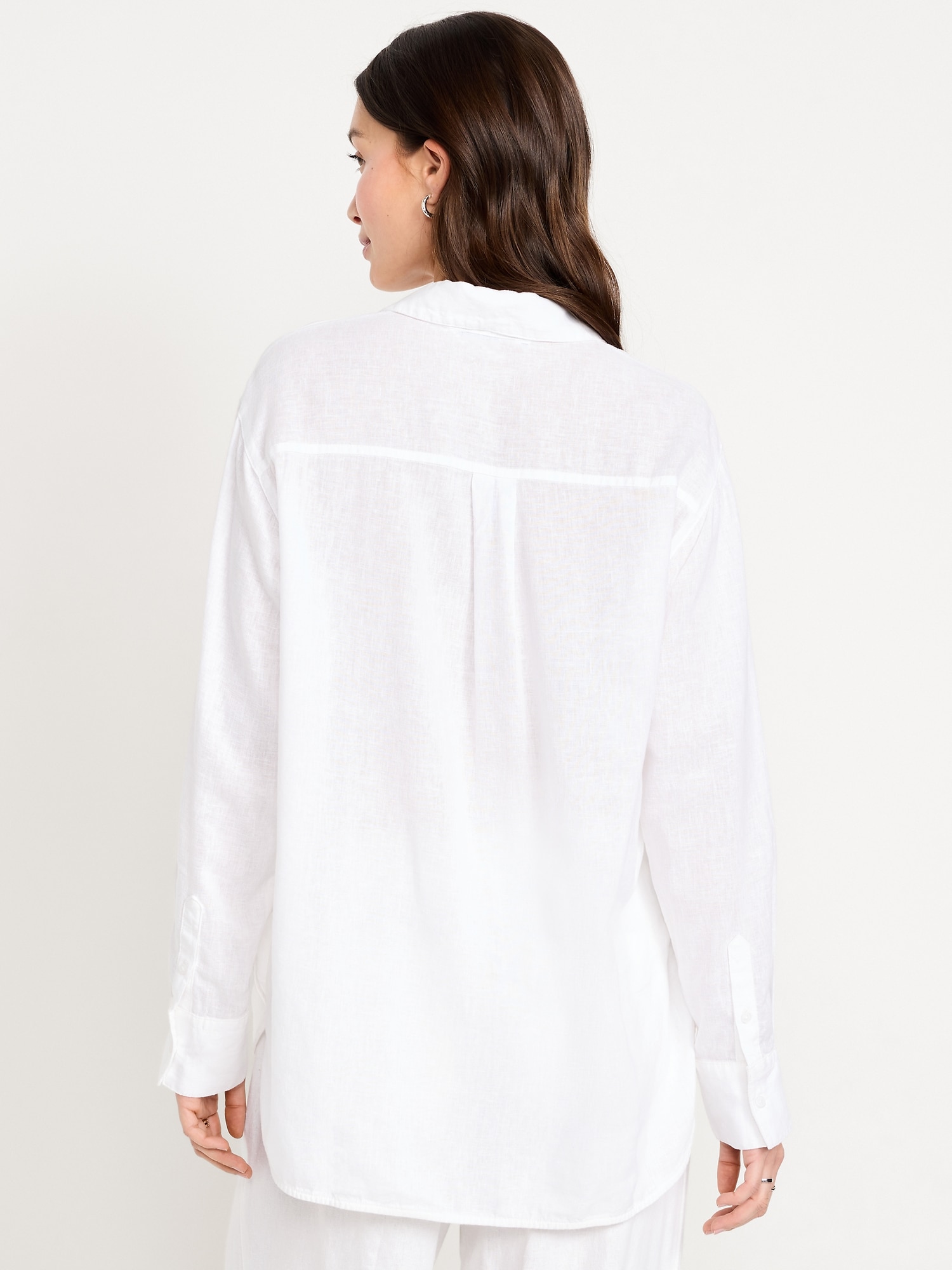 Image number 2 showing, Linen-Blend Loose Button-Down Shirt