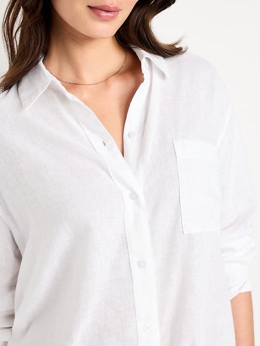 Image number 4 showing, Linen-Blend Loose Button-Down Shirt