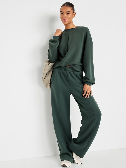 Image number 3 showing, Bounce Fleece Twist-Front Top