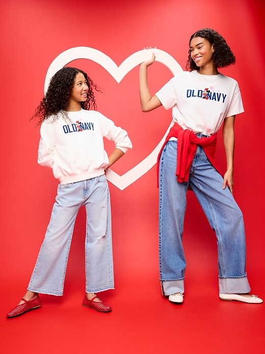 Image number 3 showing, Old Navy x Disney Minnie Mouse Logo-Graphic Vintage T-Shirt for Women