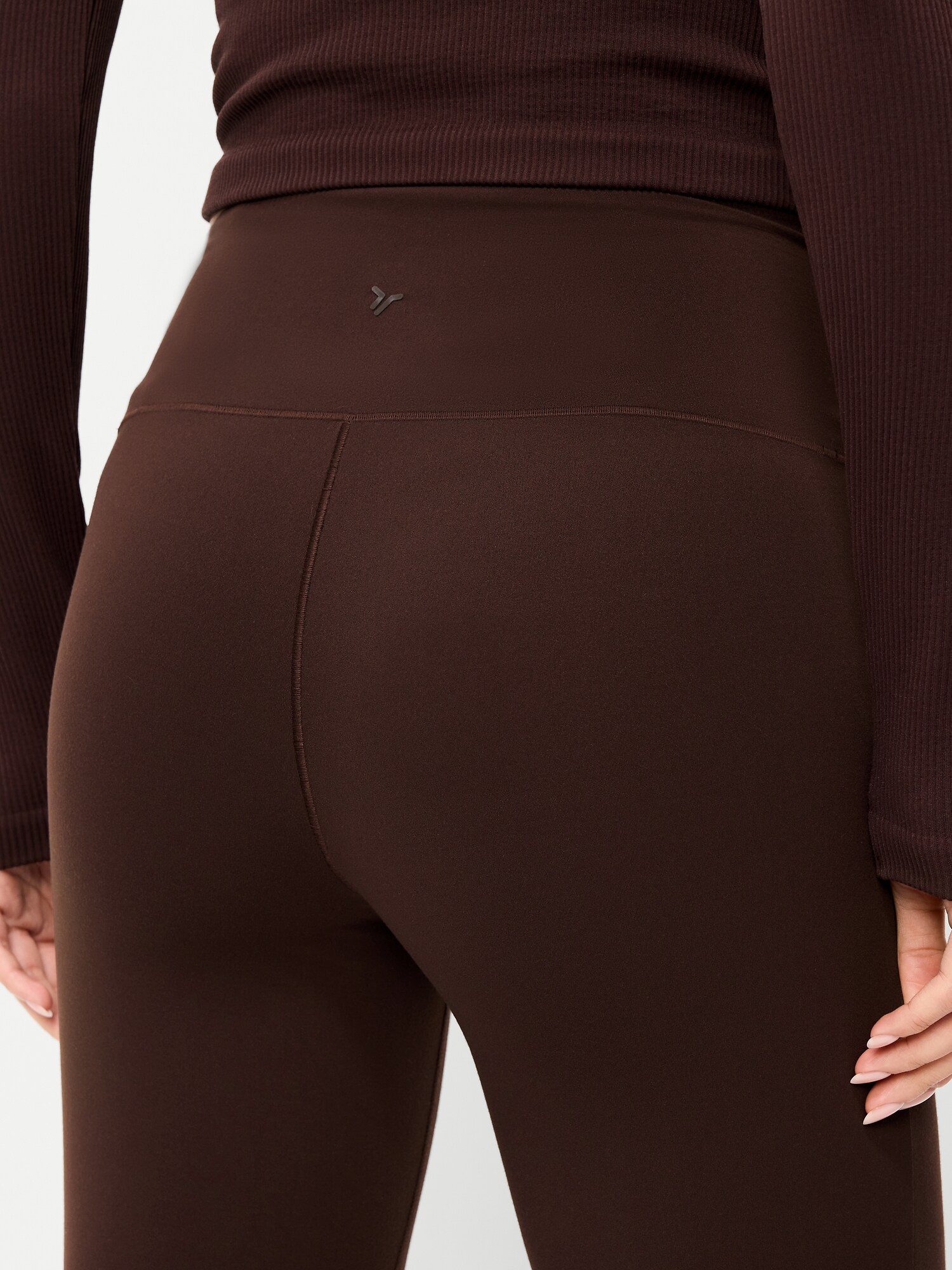 Женские леггинсы Old Navy High-Waisted StudioSmooth Flare, цвет: Чёрный кофейный — фото 4