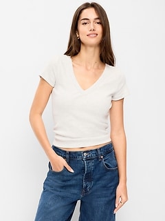 Snug V-Neck Crop T-Shirt