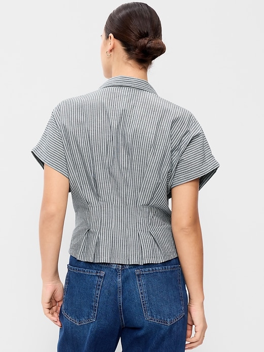 Image number 6 showing, Slim Short-Sleeve Cinched-Waist Button-Down Shirt
