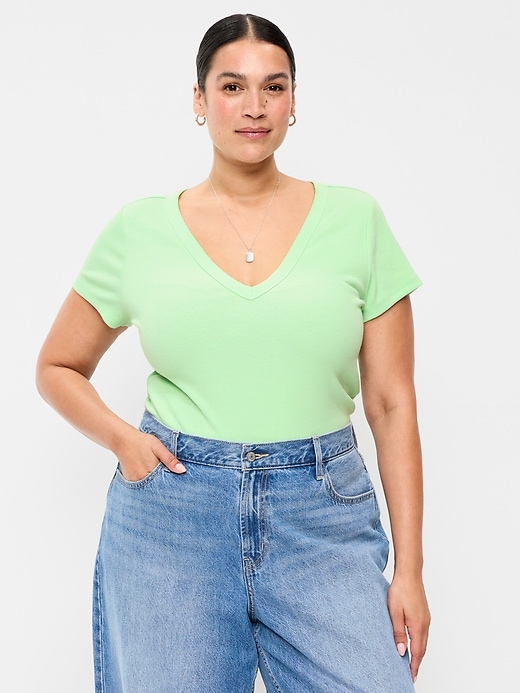 Image number 7 showing, Snug V-Neck T-Shirt