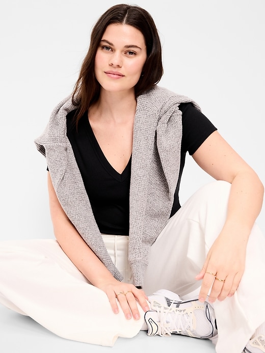 Image number 3 showing, Snug V-Neck T-Shirt