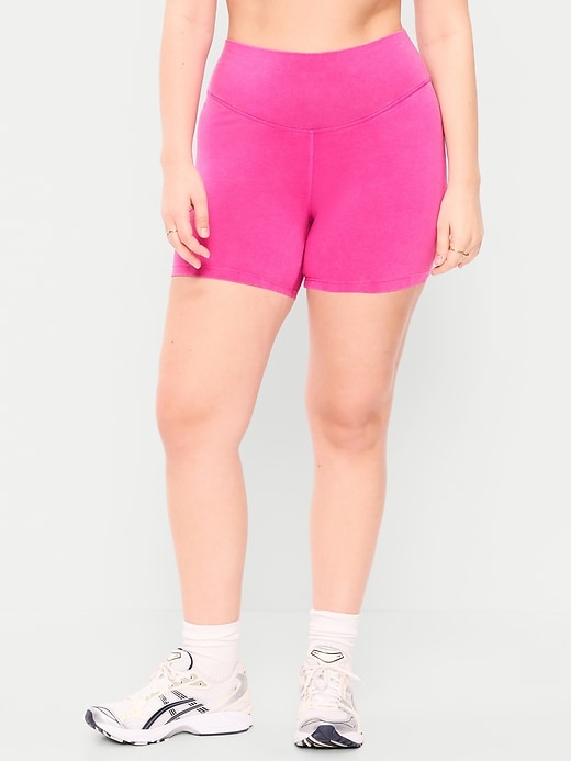 Image number 4 showing, High-Waisted PowerChill Biker Shorts -- 5-inch inseam