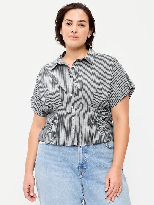 Image number 7 showing, Slim Short-Sleeve Cinched-Waist Button-Down Shirt