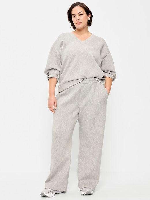 Image number 7 showing, High-Waisted Bounce Fleece Wide-Leg Sweatpants