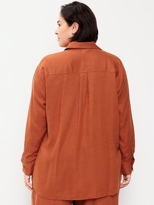 Image number 8 showing, Linen-Blend Loose Button-Down Shirt