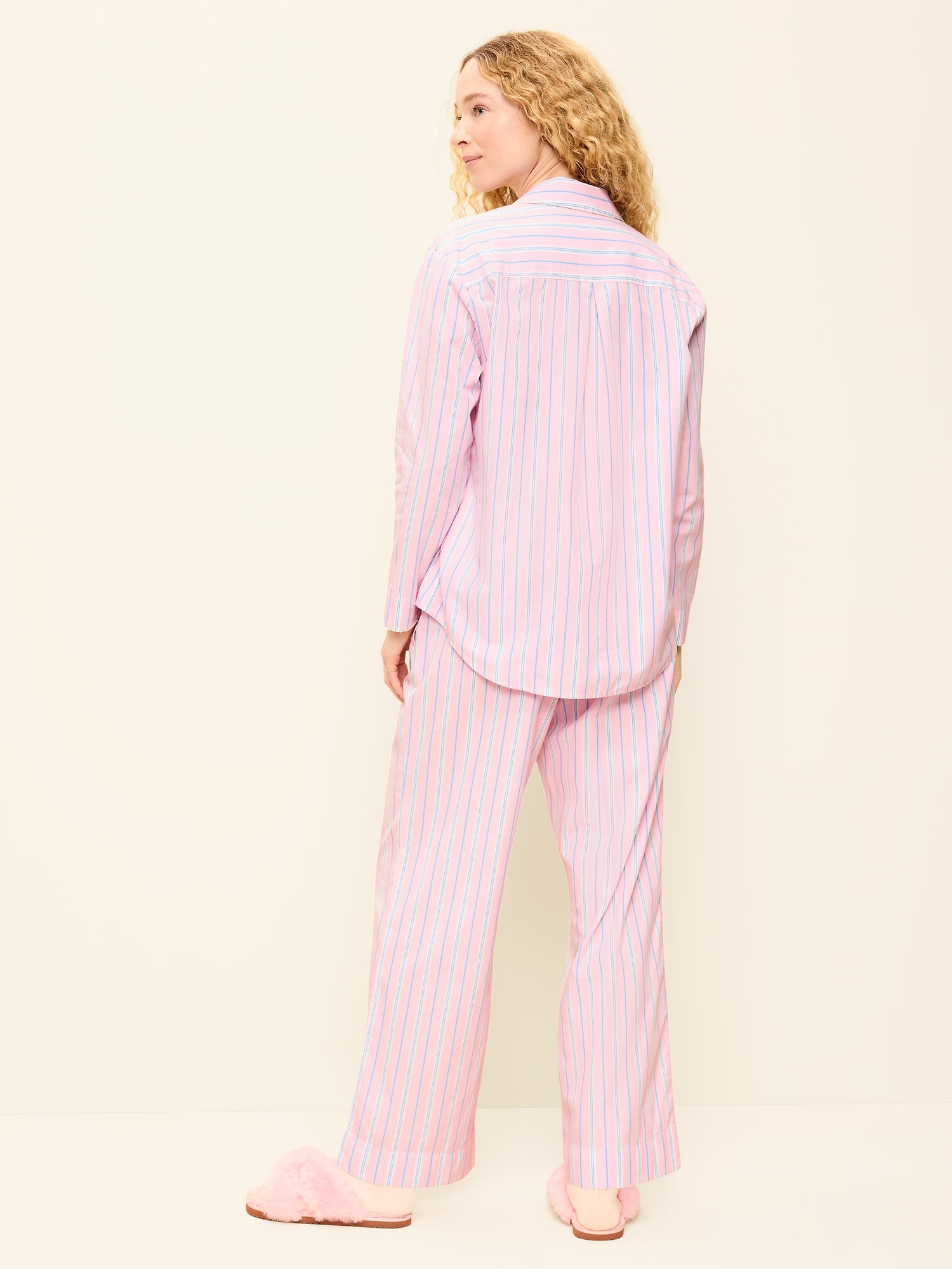 Old Navy x Disney Winnie the Pooh Pajama Set for Women