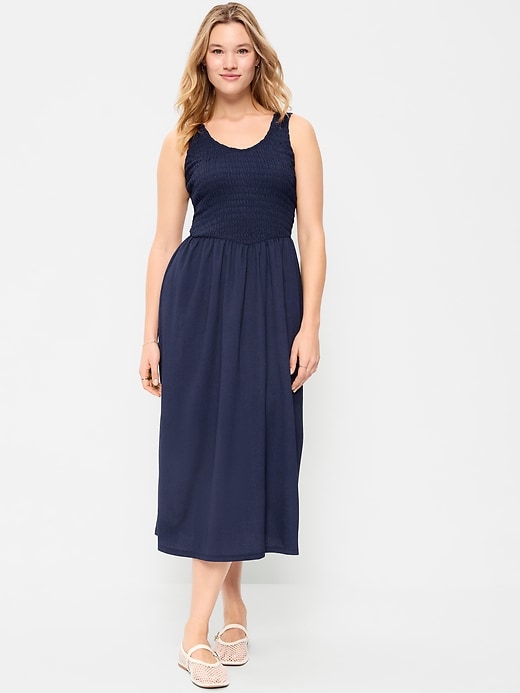 Image number 6 showing, Fit & Flare Sleeveless Smocked-Bodice Midi Dress