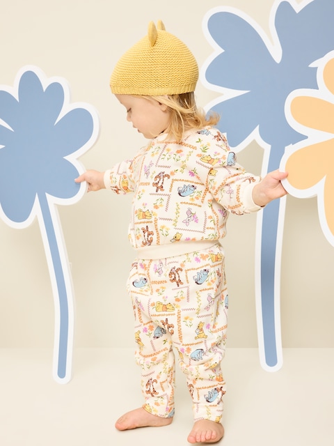 Old Navy x Disney Winnie the Pooh Sweatshirt and Sweatpants Set for Baby