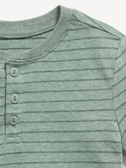 Image number 2 showing, Short-Sleeve Textured Henley T-Shirt for Toddler Boys