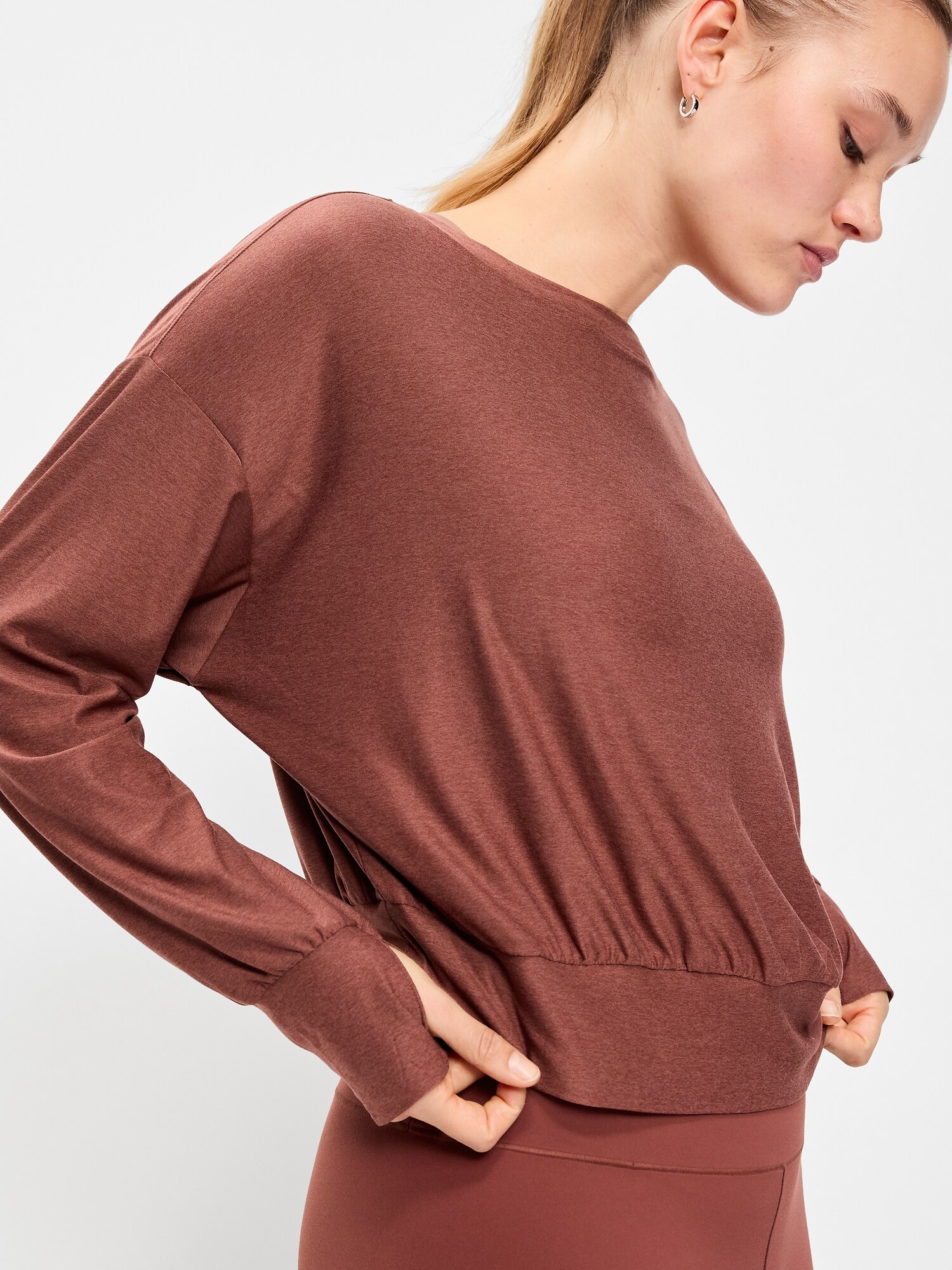 Женский топ Old Navy CloudMotion Boatneck Top, цвет: Тёмно-бордовый — фото 4