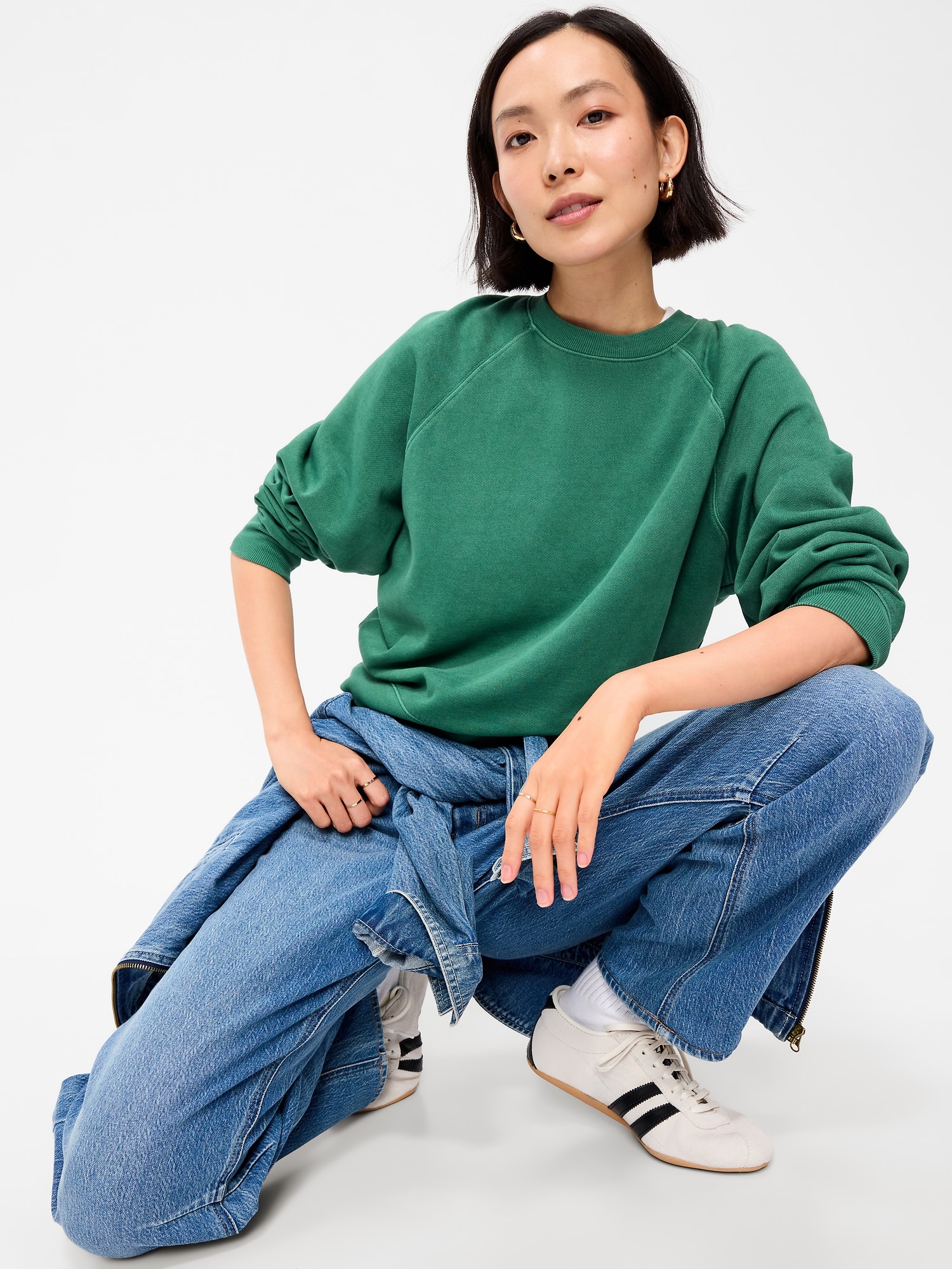 Oversized Raglan Sweatshirt