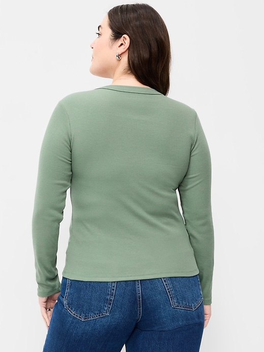 Image number 4 showing, Snug Long-Sleeve Crew-Neck T-Shirt