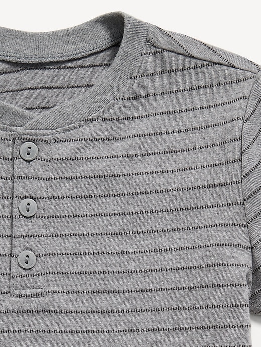 Image number 3 showing, Short-Sleeve Textured Henley T-Shirt for Toddler Boys