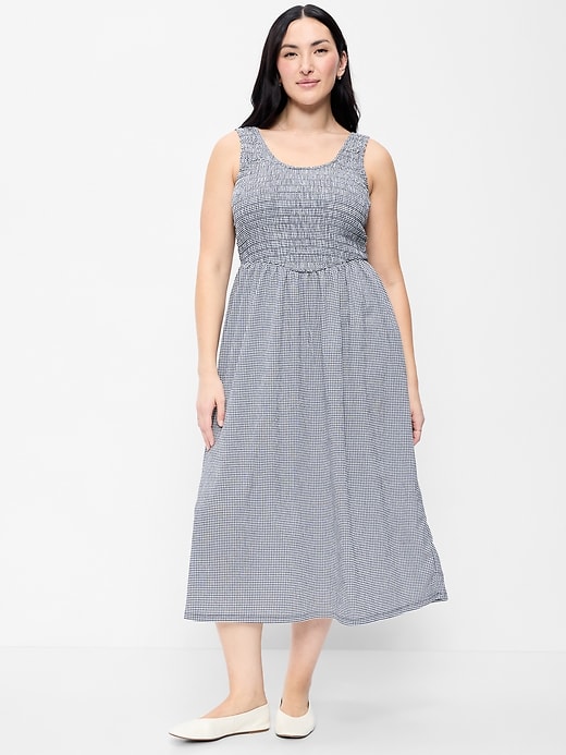 Image number 6 showing, Fit & Flare Sleeveless Smocked-Bodice Midi Dress