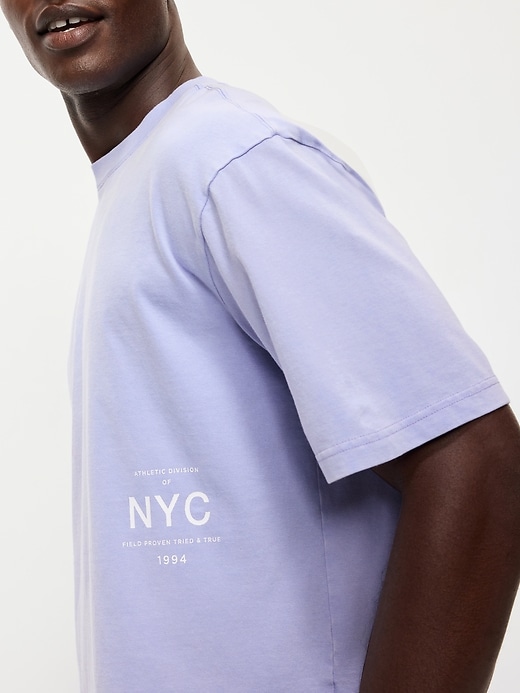 Image number 3 showing, Heavyweight Graphic Cropped T-Shirt