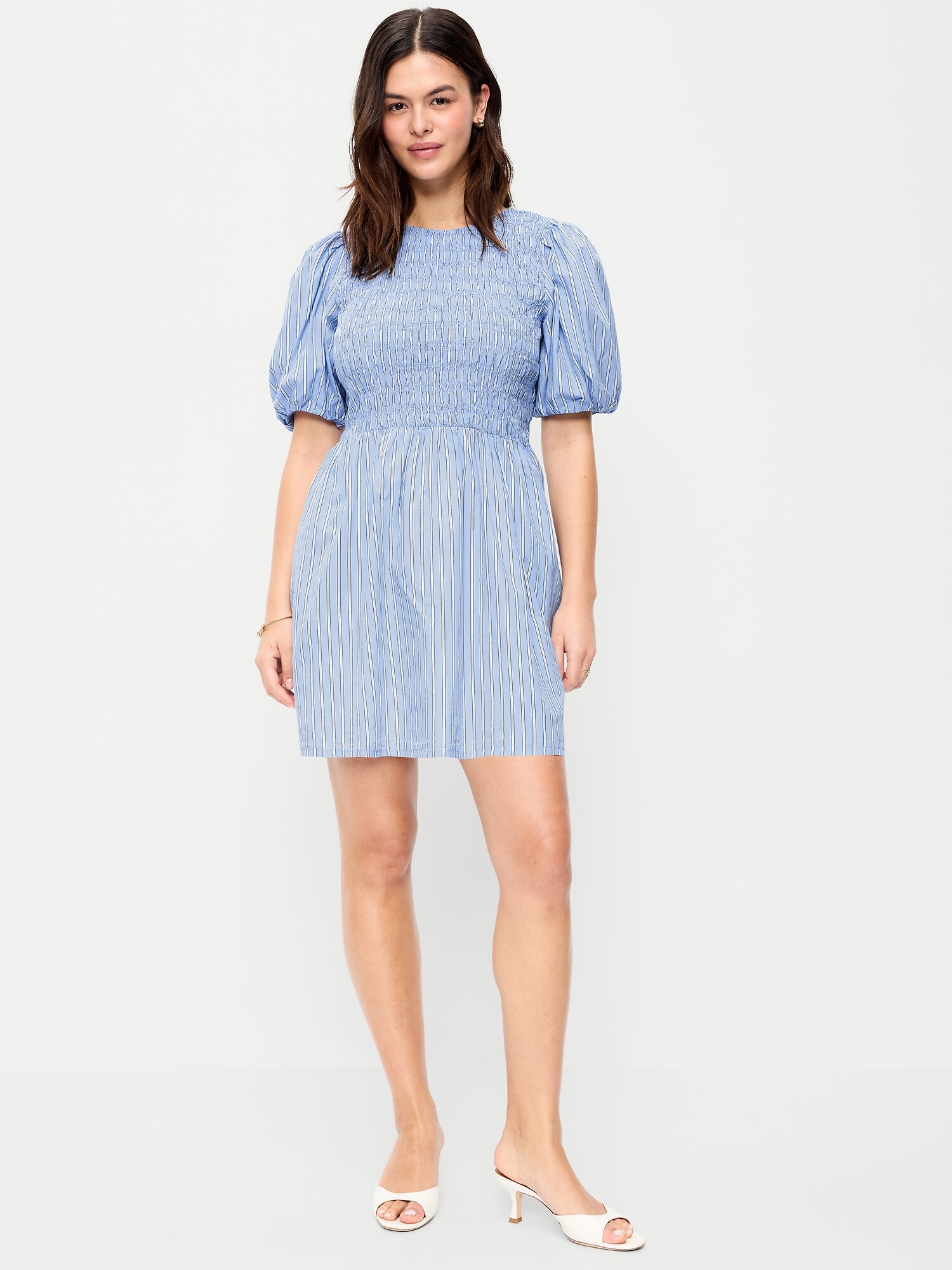 Женское платье Old Navy Smocked Puff-Sleeve Flare Mini, цвет: Синий полосатый — фото 6