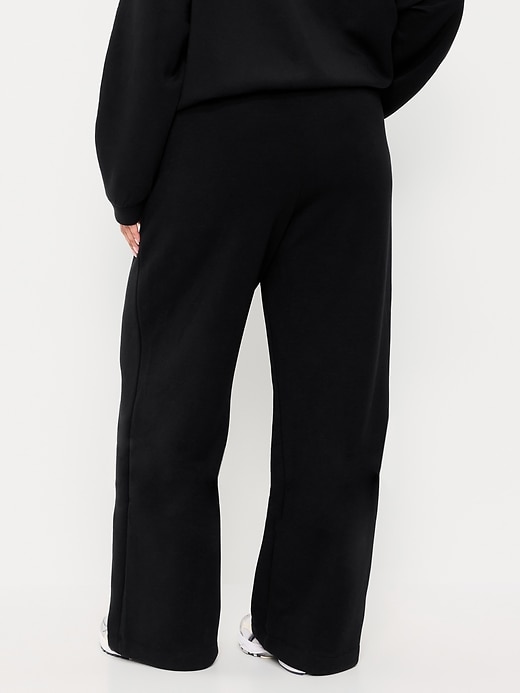 Image number 8 showing, High-Waisted Bounce Fleece Wide-Leg Sweatpants