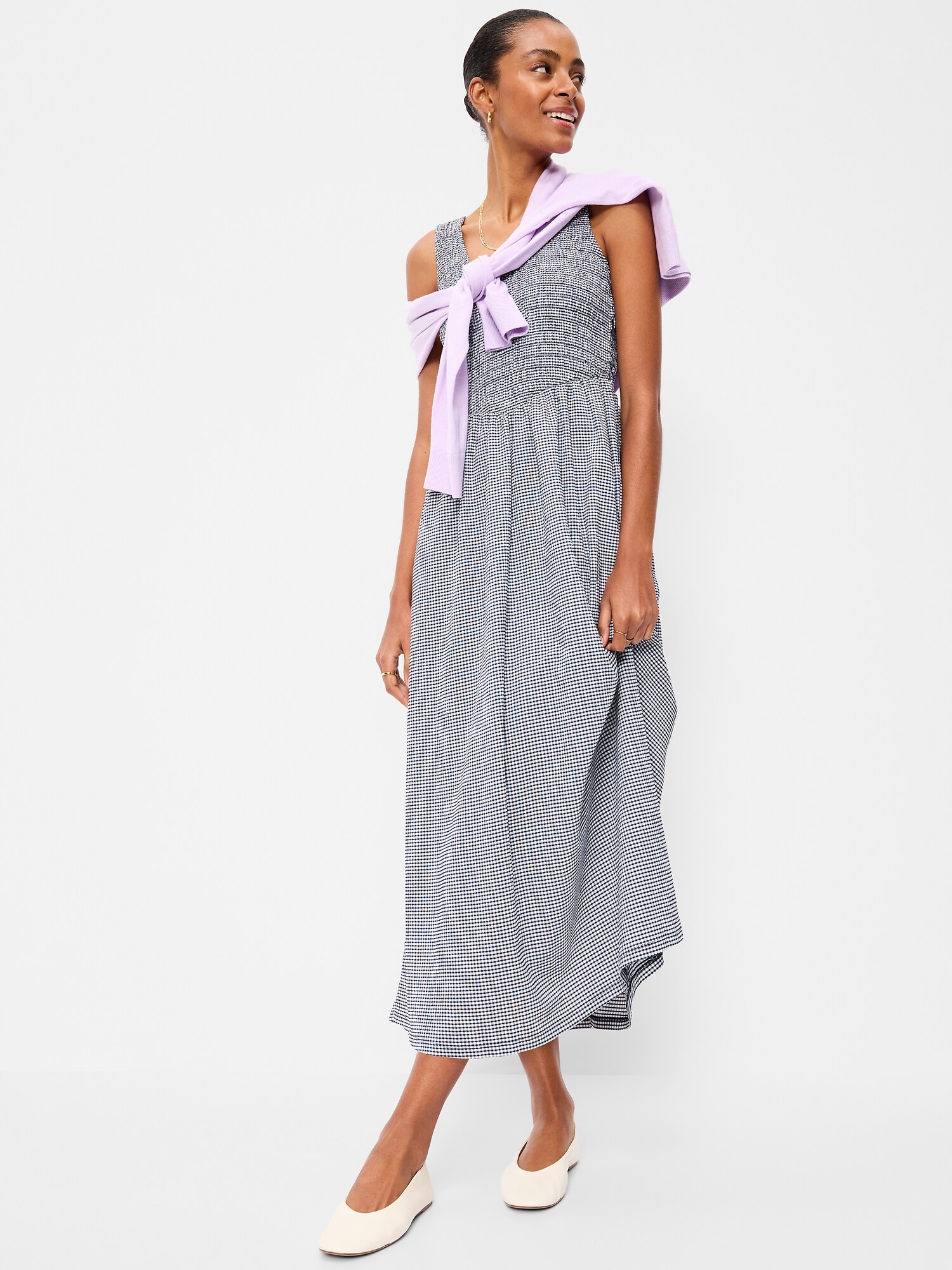 Женское платье Old Navy Fit & Flare Lightweight Smocked-Bodice Midi, цвет: Тёмно-синий клетчатый — фото 3
