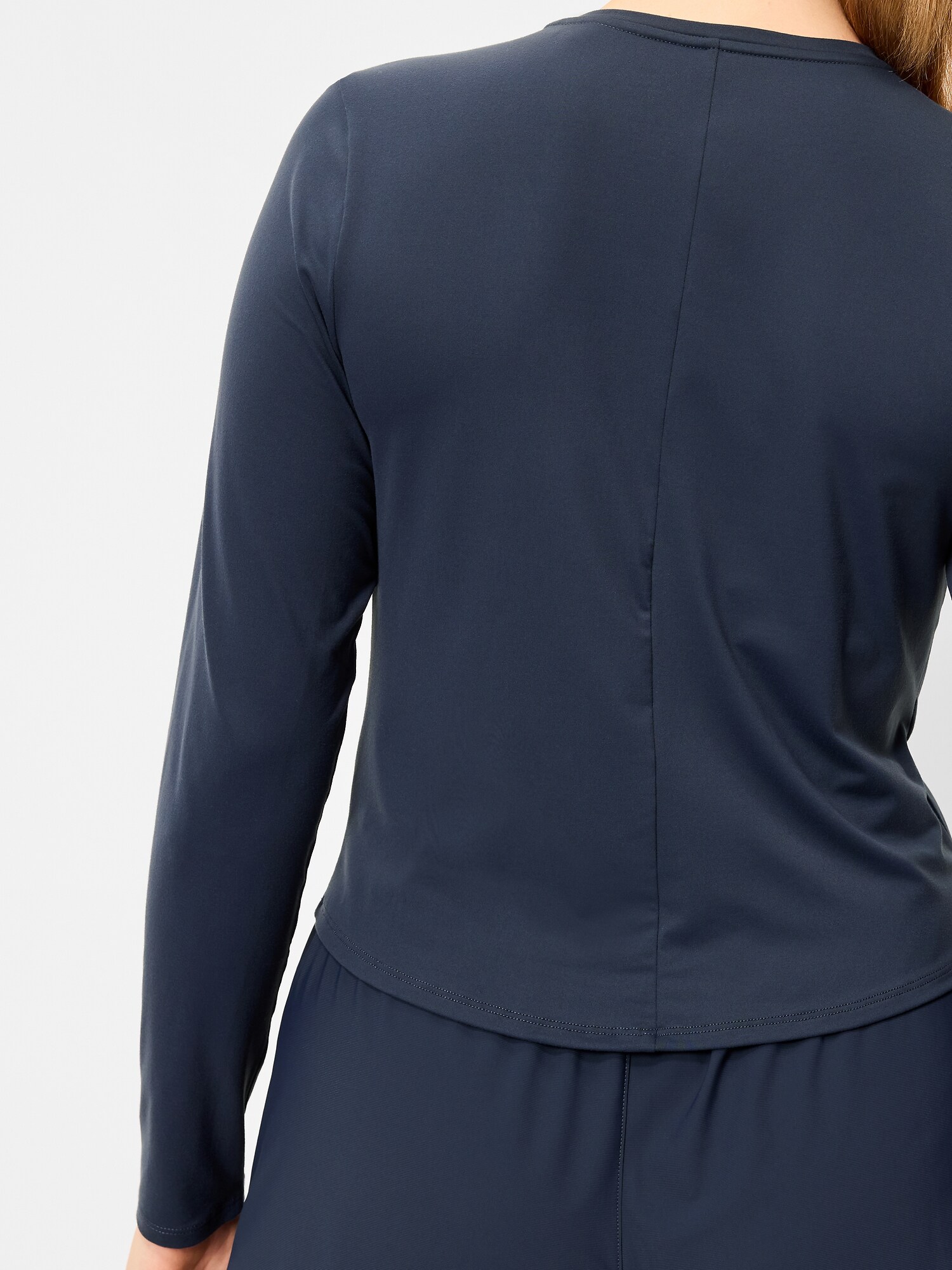 StudioSmooth Long-Sleeve Base Layer Top