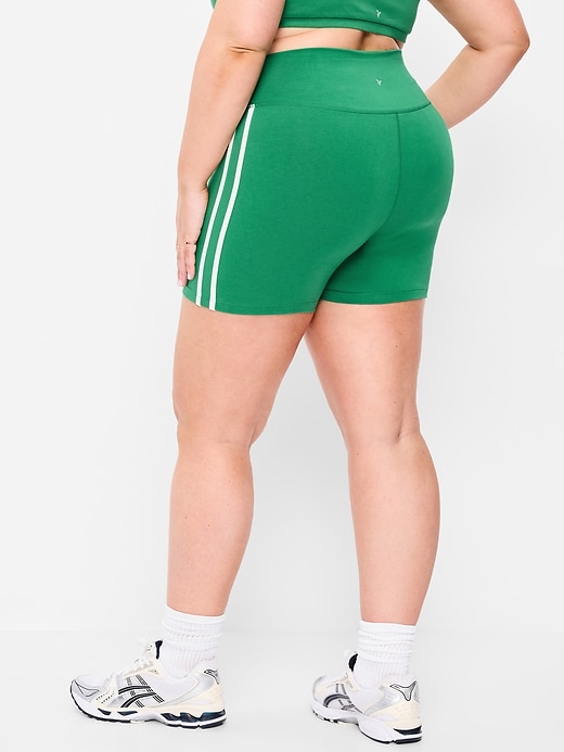 Image number 7 showing, High-Waisted PowerChill Side-Stripe Biker Shorts -- 5-inch inseam