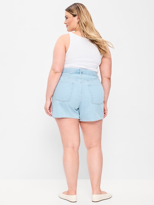 Image number 4 showing, High-Waisted Wow Baggy Jean Shorts -- 5-inch inseam