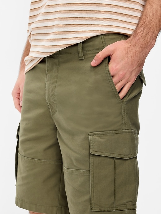 Image number 4 showing, 90's Loose Lived-In Cargo Shorts -- 10-inch inseam