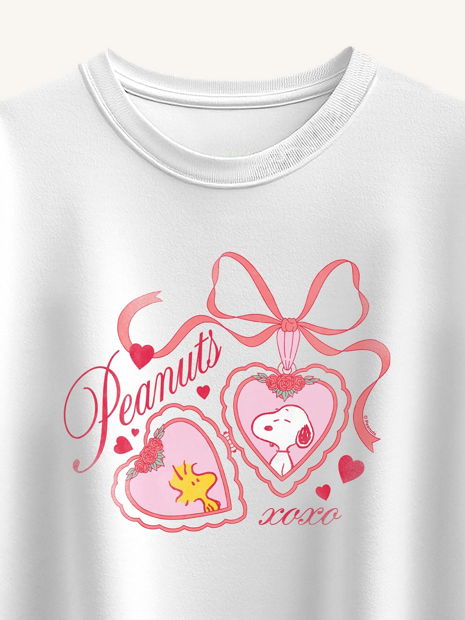 Футболка Old Navy Peanuts Snoopy Woodstock Heart Locket Short Sleeve Boxy Graphic T-Shirt для девочек, цвет: Белый — фото 2