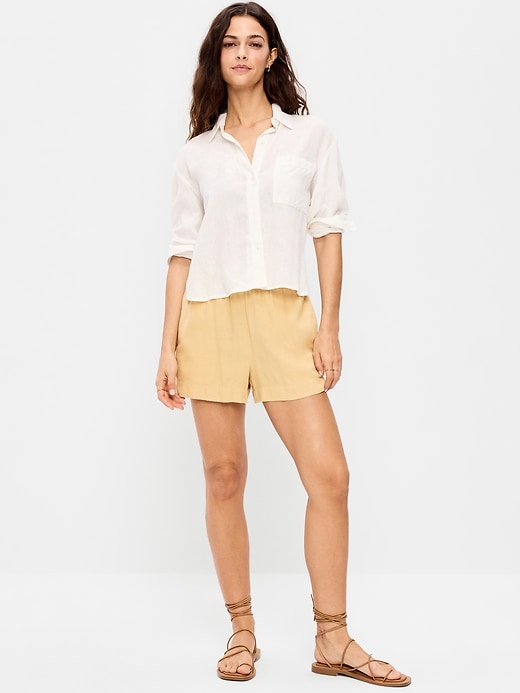 Image number 1 showing, High-Waisted Beach Linen Pull-On Shorts