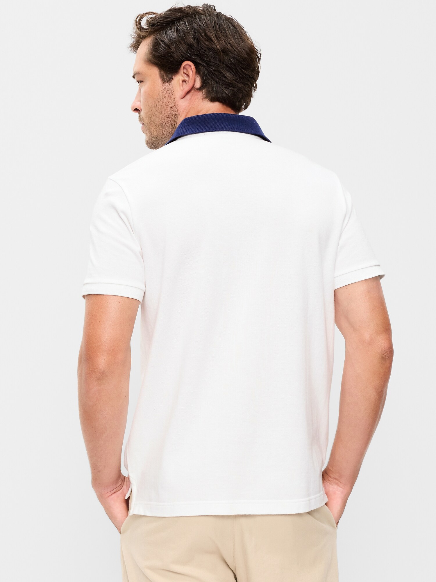 Мужское поло Old Navy Classic Fit Pique Graphic Polo, цвет: Calla Lilies — фото 2