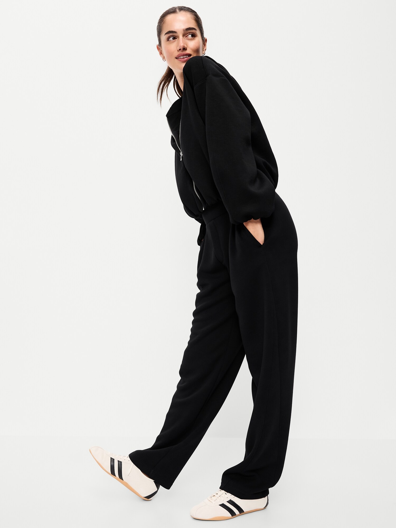 Женское худи Old Navy Bounce Fleece Bubble-Hem, цвет: Чёрный — фото 3