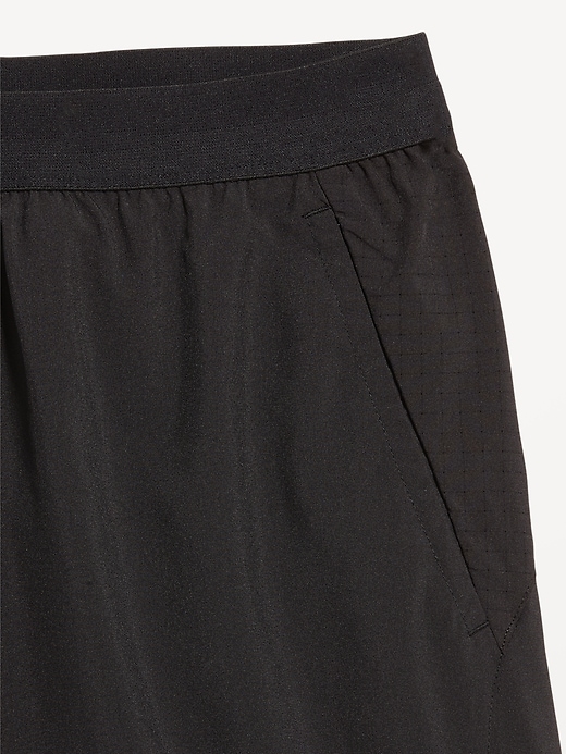 Image number 3 showing, Performance Vent Run Shorts -- 7-inch inseam