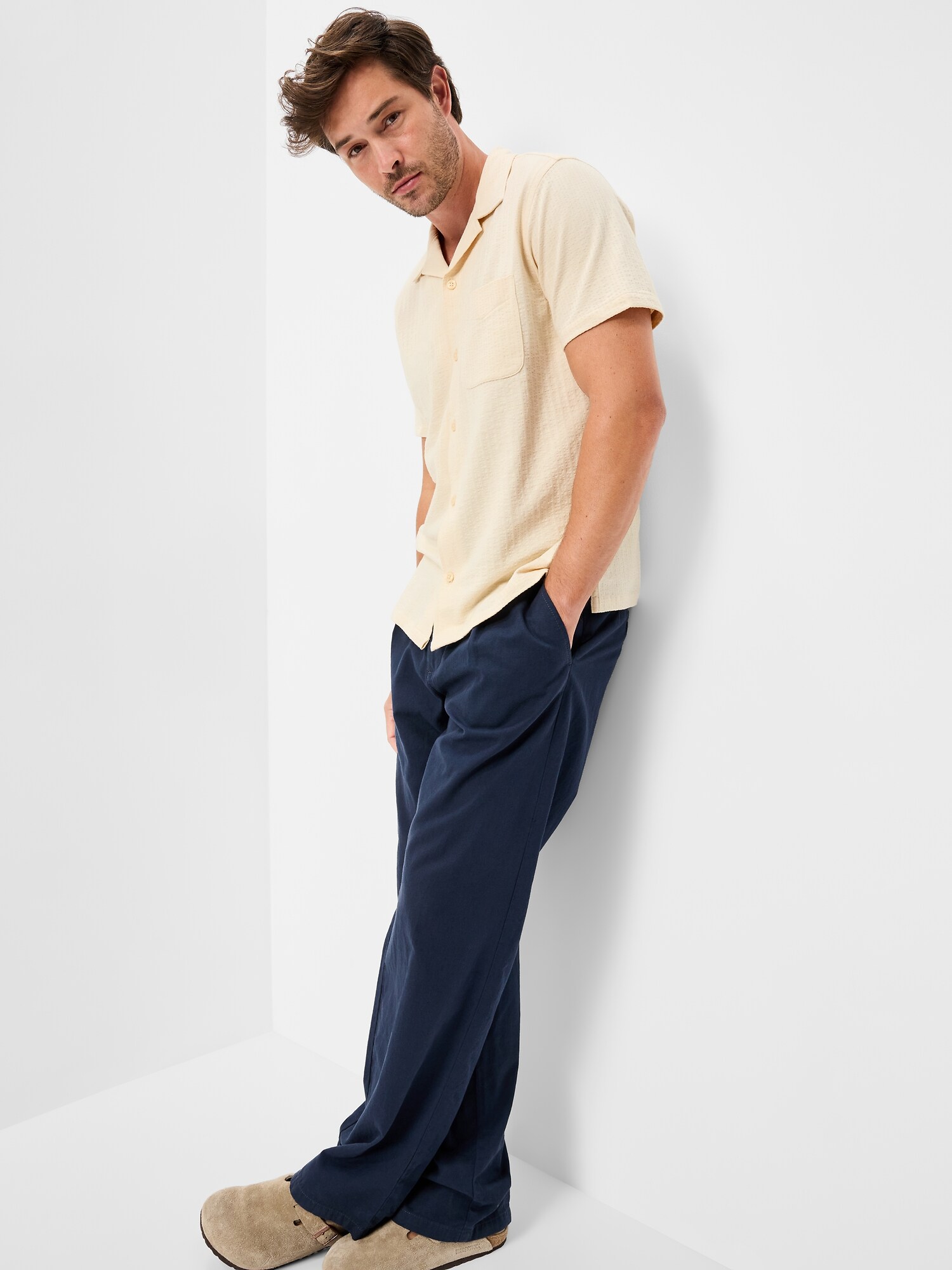 Мужская рубашка Old Navy Short-Sleeve Textured Camp, цвет: Howlite — фото 3